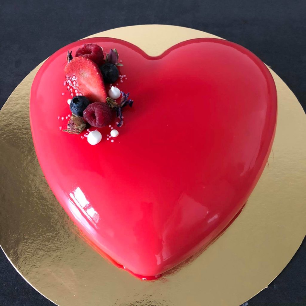 gâteau coeur avec colorant